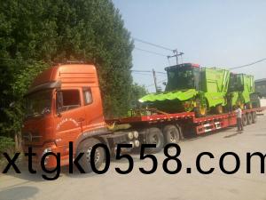  三江市的客戶訂購的穗莖兼收玉米收穫機